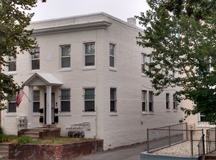 116 16th St SE APT 4, Washington, DC 20003