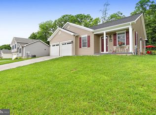 94 Dimension Ct, Inwood, WV 25428