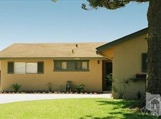 1030 W Laurel St, Oxnard, CA 93033