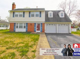 13217 Pleasantview Ln, Fairfax, VA 22033
