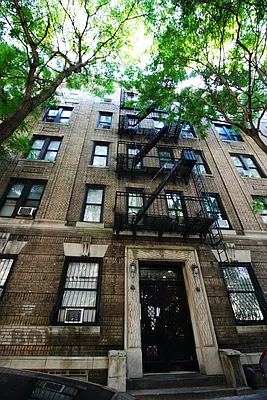 Rented by Bold Marketing | media 25