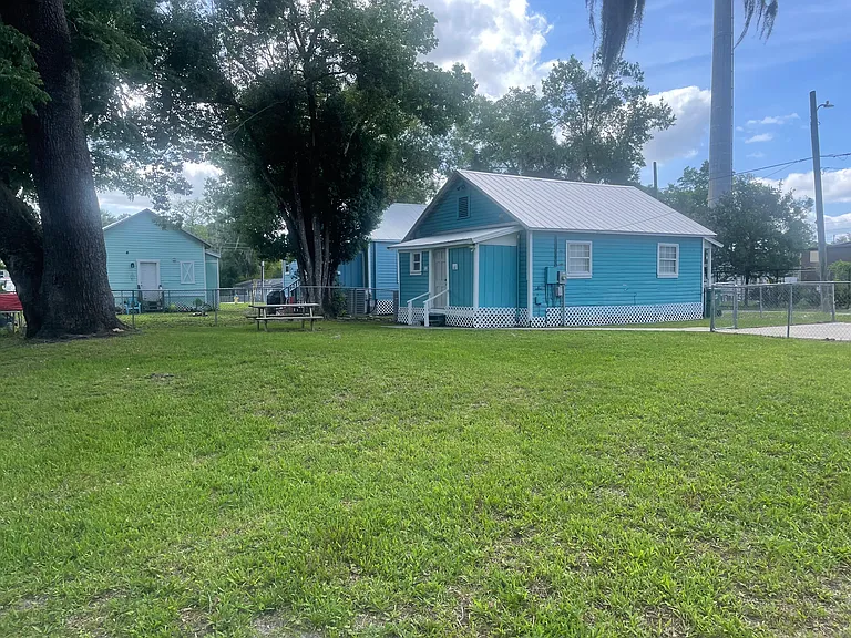234 W Carolina Ave — Photo 14