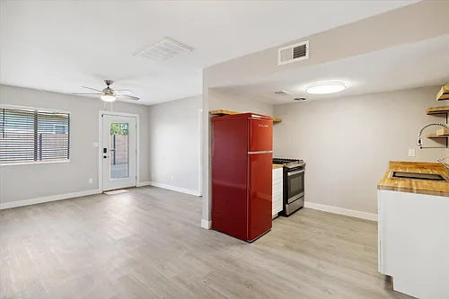 327 N 16th Ave #A Photo 1
