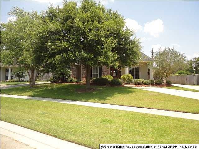 2nd image of 927 Mossy Oak Ave