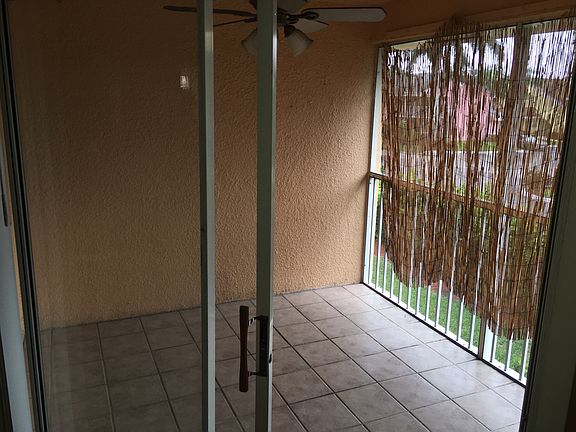 3rd image of 2614 SE 19th Ct