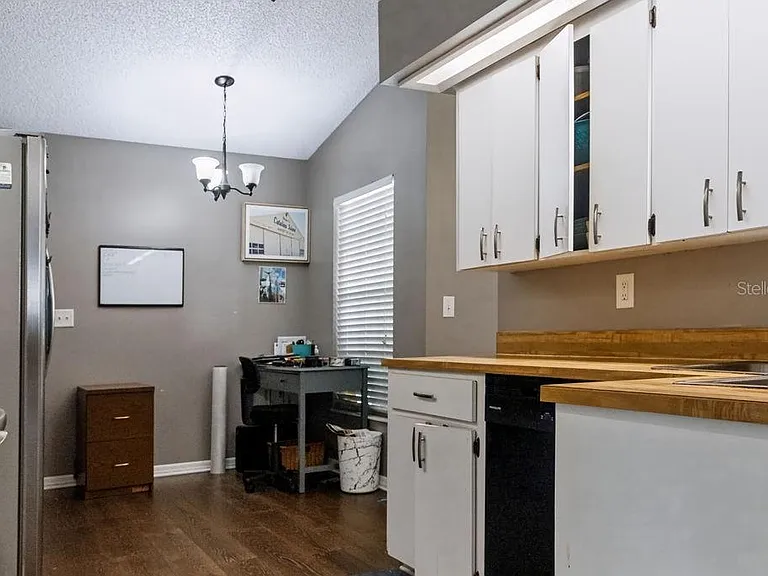506 Mandy St — Photo 36