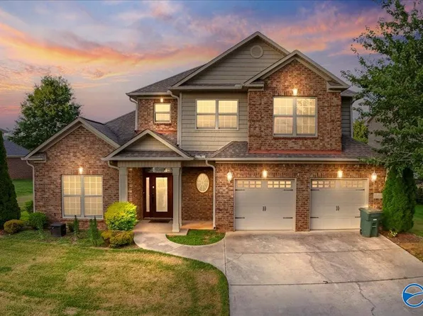 15101 Lakeside Trl SW, Huntsville, AL 35803