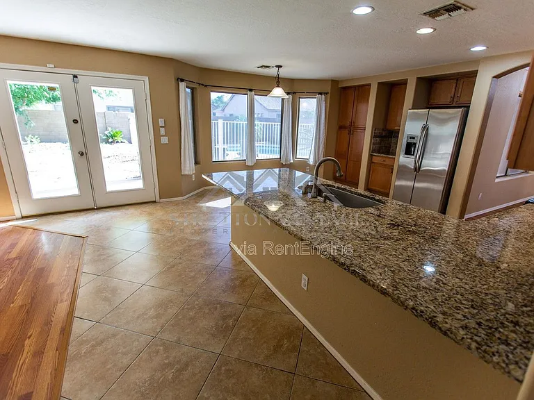 4323 E Ivanhoe St — Photo 21