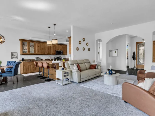 2016 N Nuttall Dr, Lehi, UT 84043