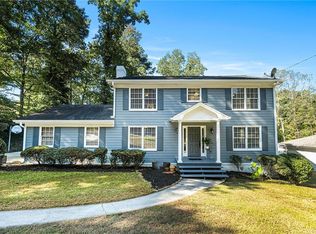1645 Petticoat Ln SW, Lilburn, GA 30047