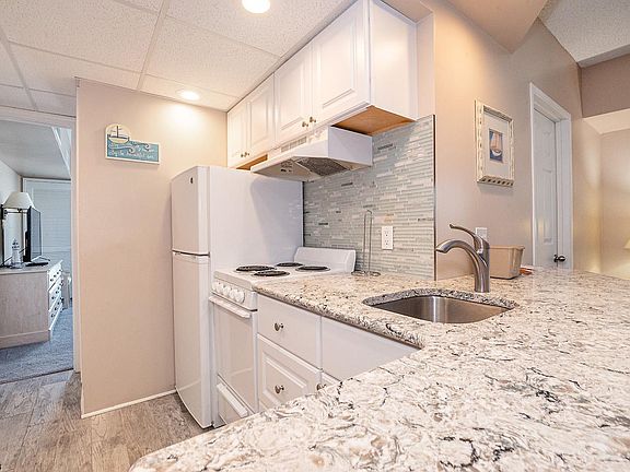 3rd image of 812-20 Ocean Ave #319