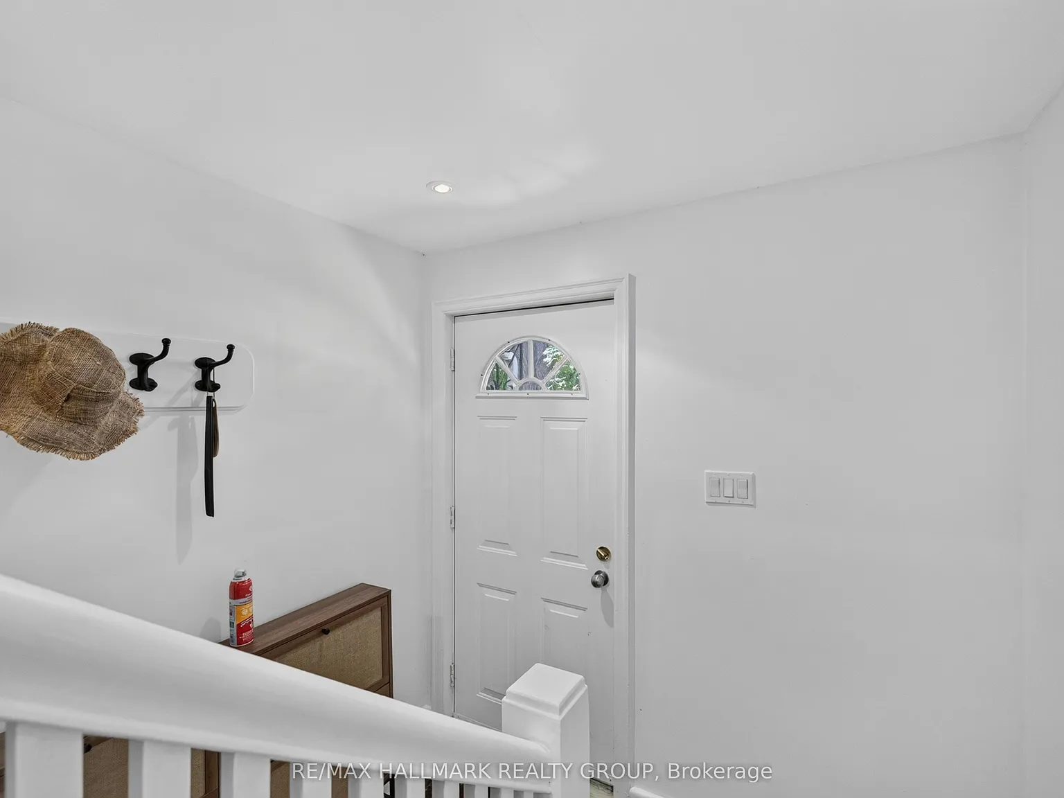 2 bed, $2,900 — Photo 2