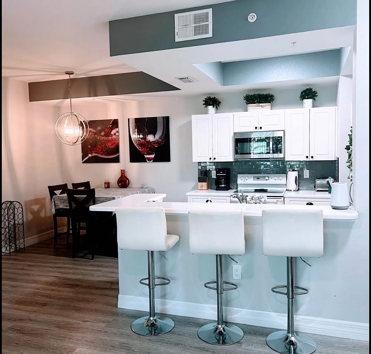 9055 Colby Dr — Photo 1