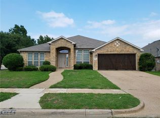 4712 Hatton Dr, Grand Prairie, TX 75052