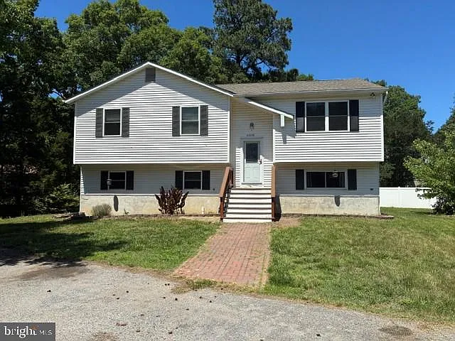 22240 Hawthorne Way — Photo 31