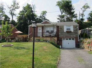 3505 Brinway Dr, West Mifflin, PA 15122