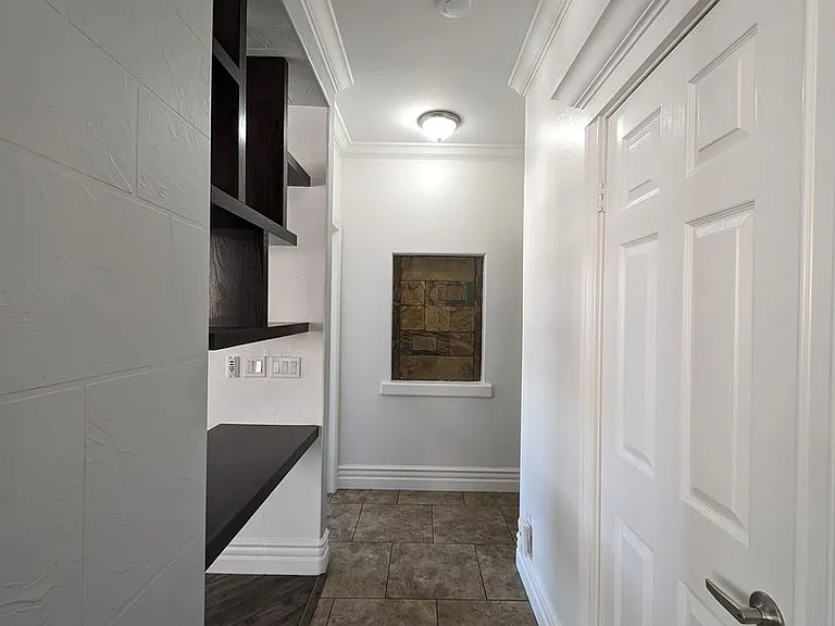650 W Kent Pl — Photo 24