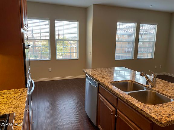 3rd image of 399 E Hilltop Way
