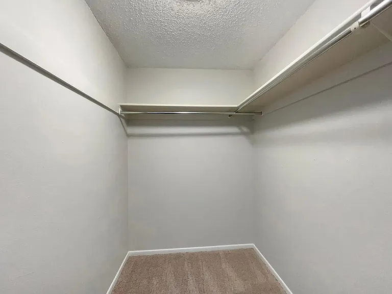 4262 E Maplewood Way — Photo 18