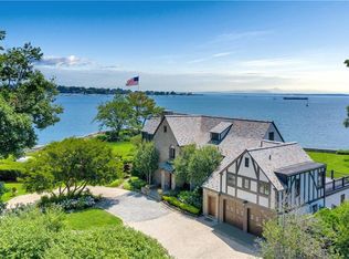 236 Davenport Dr, Stamford, CT 06902