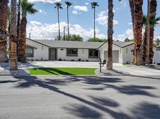 324 Park Way W, Las Vegas, NV 89106