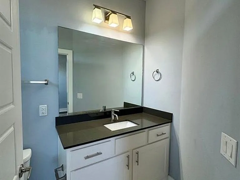 6201 Felix Ave #A — Photo 30