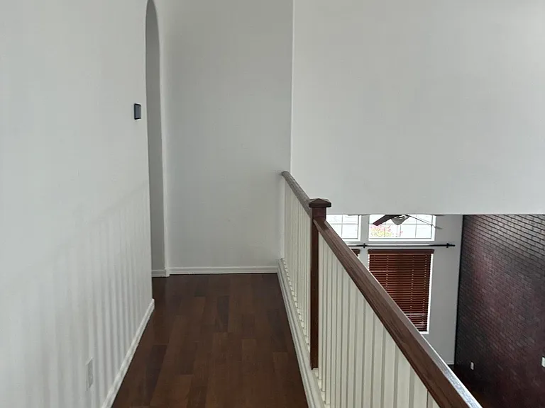 2741 W Redwood Ln — Photo 18
