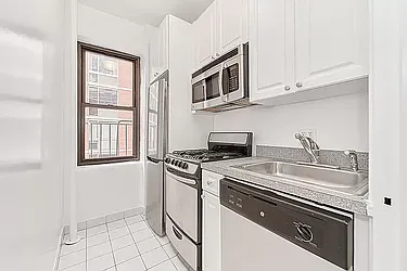Rented by Living New York