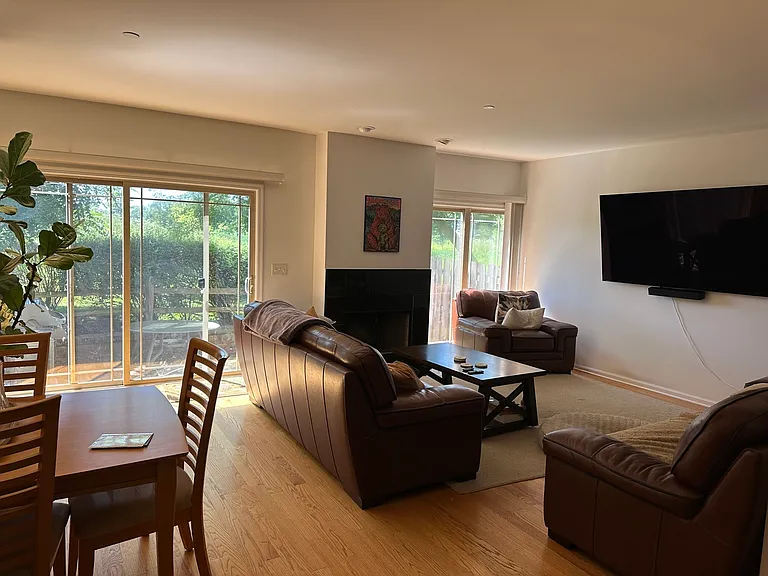 152 Finstad Dr — Photo 5