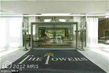 4201 Cathedral Ave NW #711W