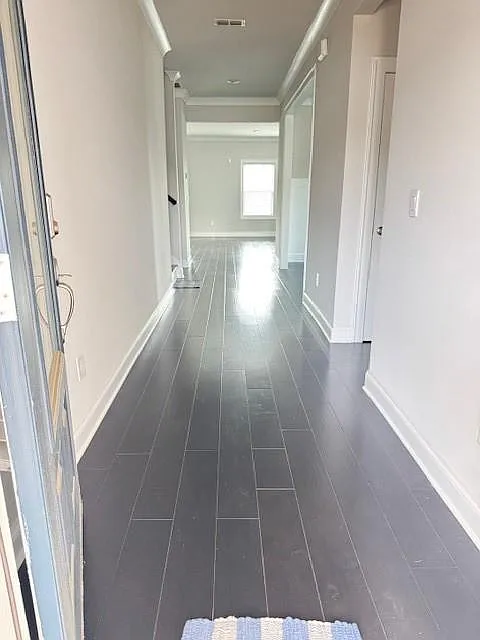 5 bed, 4.5 bath, 3244 sqft, $3,400 — Photo 3