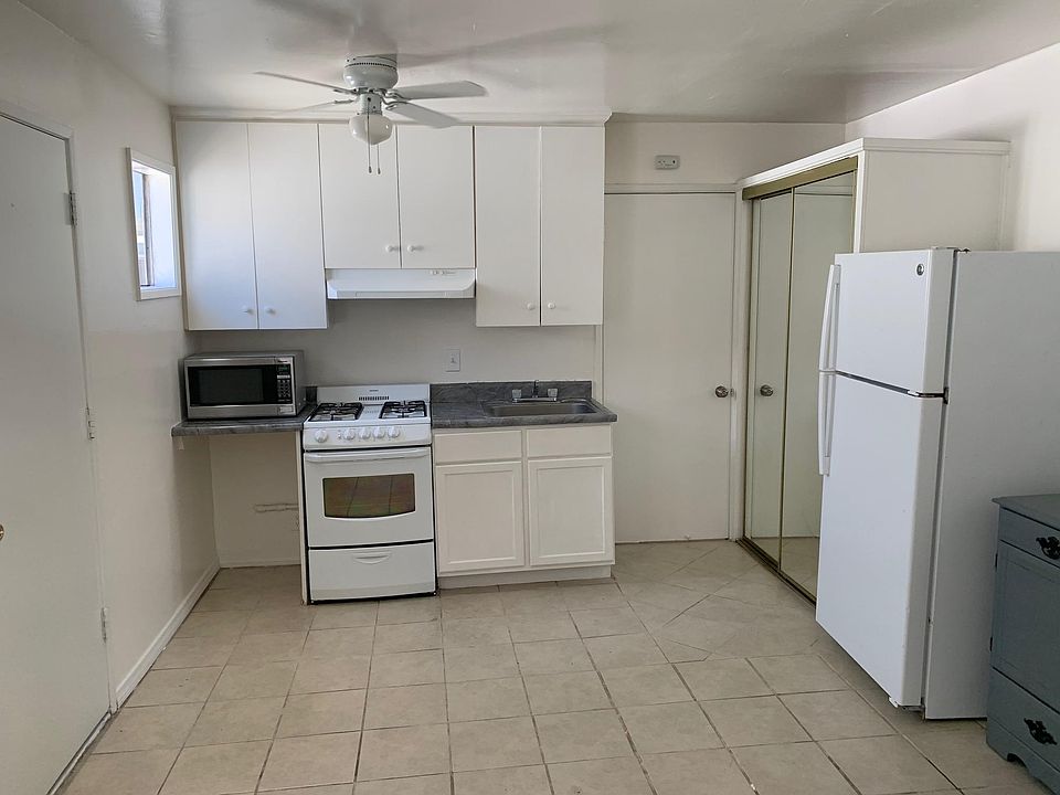 1st image of 2133 W Columbia St #F