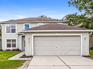 239 Pleasant Gardens Dr, Apopka, FL 32703