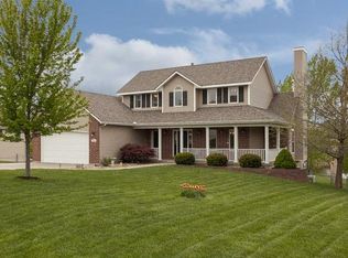 17851 157th St, Basehor, KS 66012