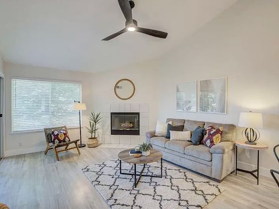 4th image of 7331 Stratford Pl