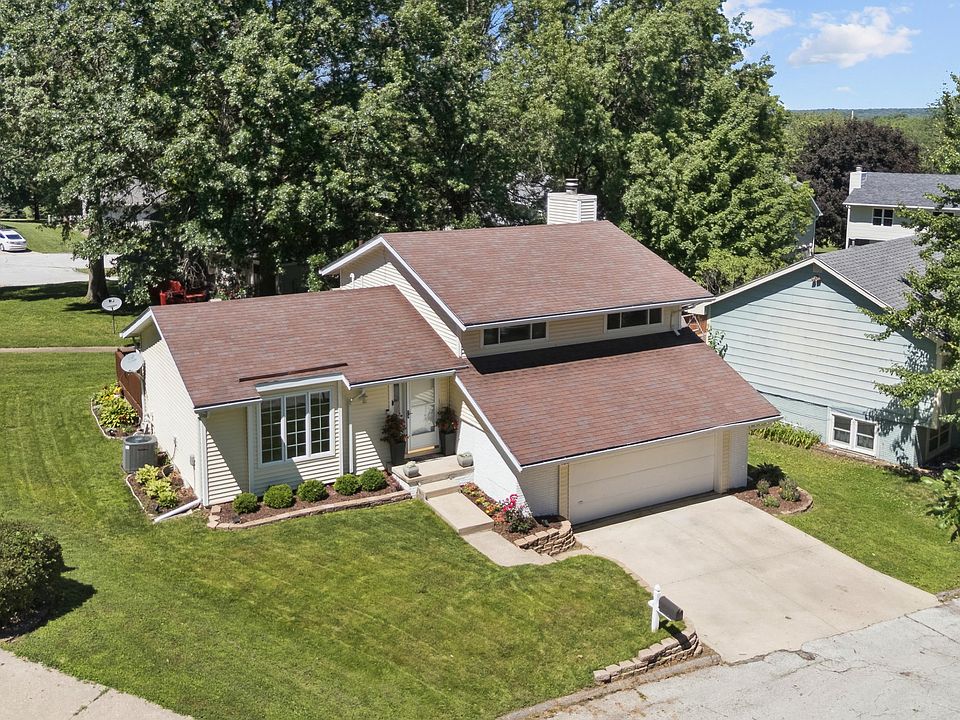1st image of 725 Heatherwood Dr