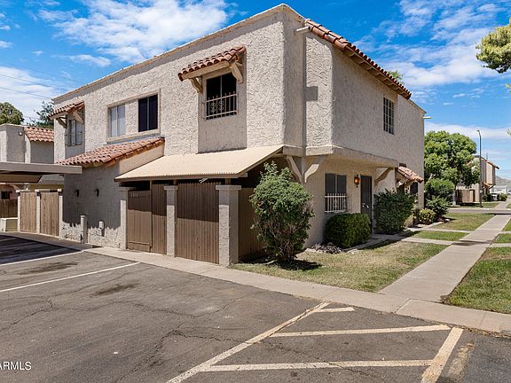 2nd image of 1213 E TOWNLEY Avenue