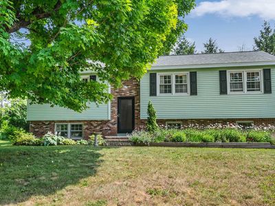 7 Prescott Lane, New London, NH, 03257