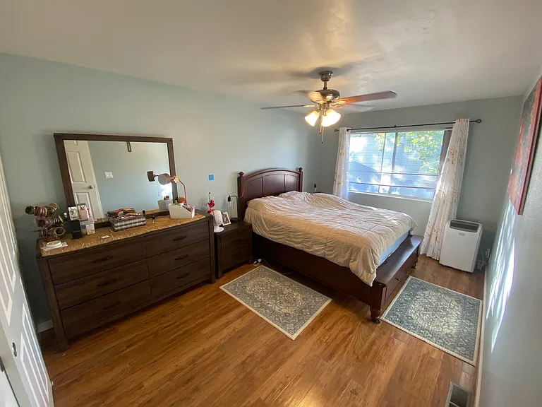 2472 Clear Spring Ct — Photo 11