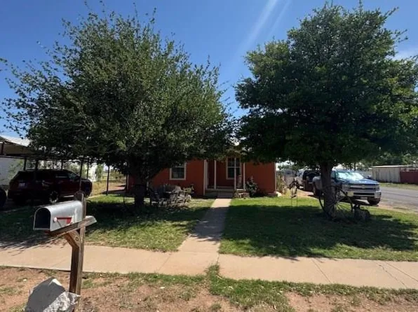 100 N Mary St, Crane, TX 79731