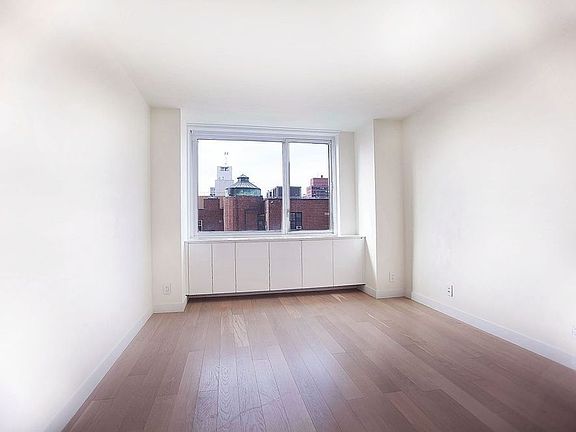 3rd image of 301 W 53rd St APT 9D