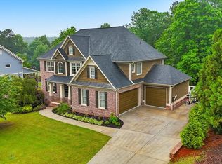 62 Applewood Ln, Acworth, GA 30101