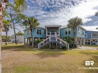 712 Pine Ln, Gulf Shores, AL 36542