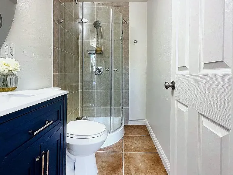 1400 Searcy Dr — Photo 11