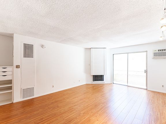 2nd image of 11661 Goshen Ave APT 203