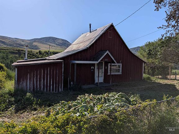 2nd image of 355 Highway 55