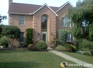 2409 Bonnie Dell Dr, South Park, PA