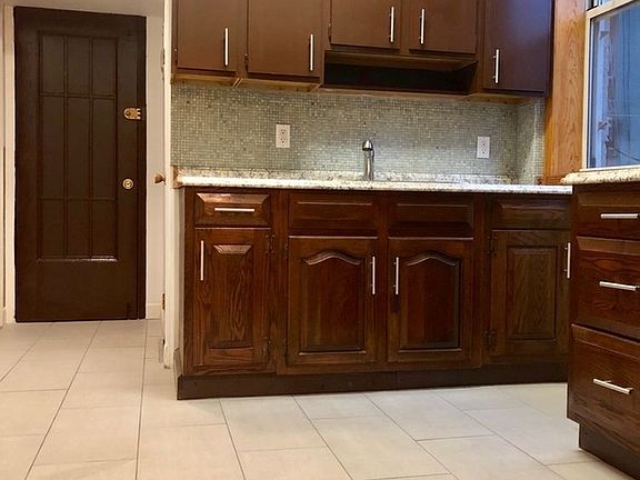 2nd image of 27 Driggs Ave APT 1