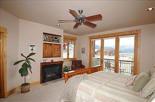 5th image of 453 Wildrose Ln