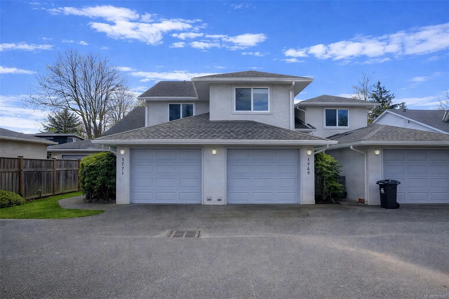 1771 Bay St photo 1